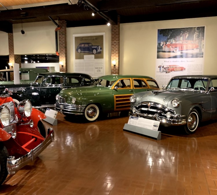 lincoln-motor-car-heritage-museum-photo